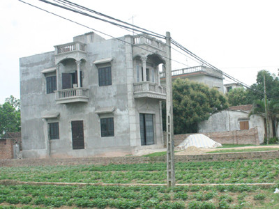 Lãnh đạo thôn đồng loạt từ chức