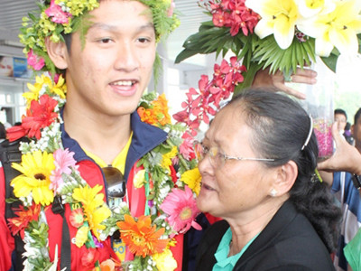 Đứa con vàng của bà bán thịt heo