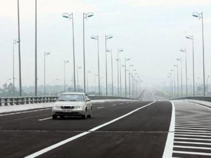 Thu 300 tỷ phí bảo trì đường bộ sau một tháng