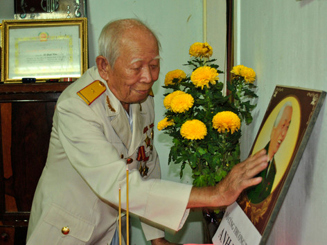 Không có anh Văn thì không có mình