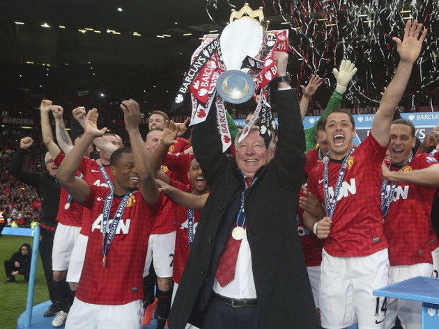 Sir Alex Ferguson quyết định nghỉ hưu là vì... vợ