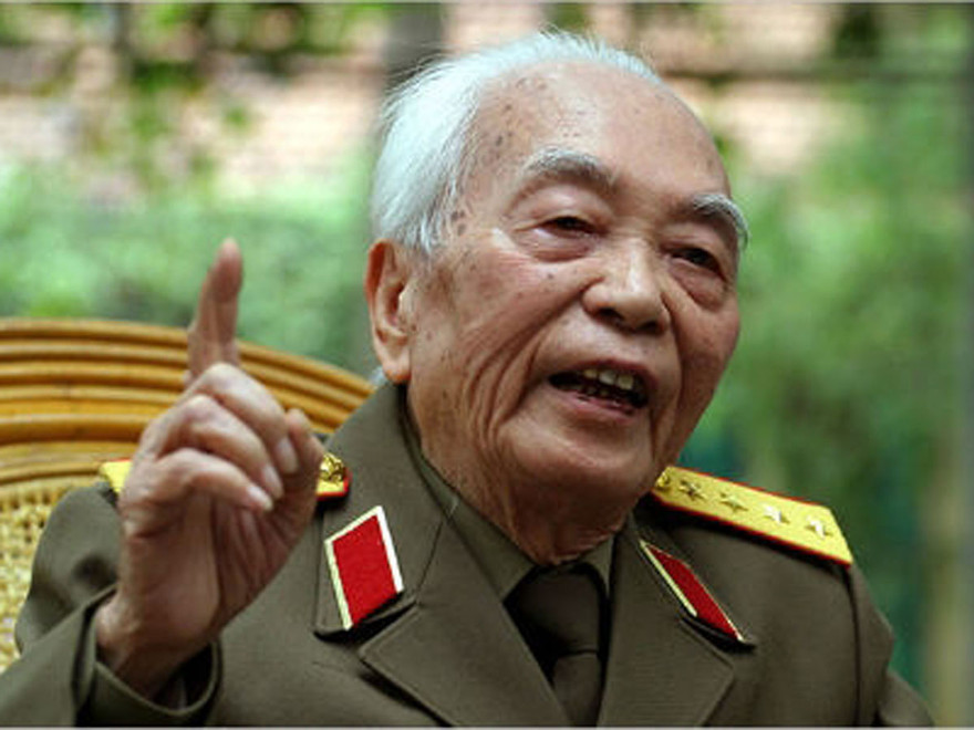 Hai cuộc gặp giữa TNS Mỹ John McCain với Tướng Giáp