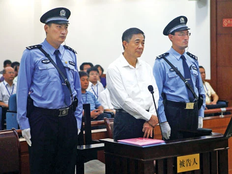 Bất ngờ với sách lược 3 bước của Bạc Hy Lai