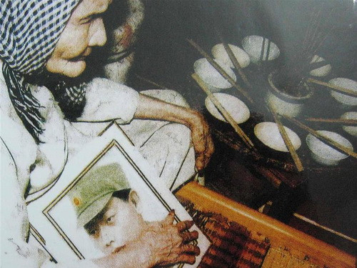 Cả nước hướng về mẹ Thứ