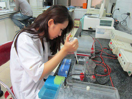 Nữ sinh Việt 19 tuổi có dự án nghiên cứu riêng tại Mỹ