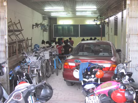 Hàng loạt lò luyện thi không được cấp phép