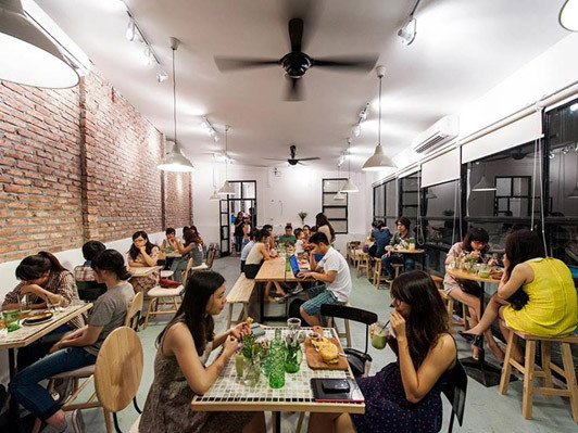 Trà sữa chưa qua, ‘tiệc trà chiều’ đã tới