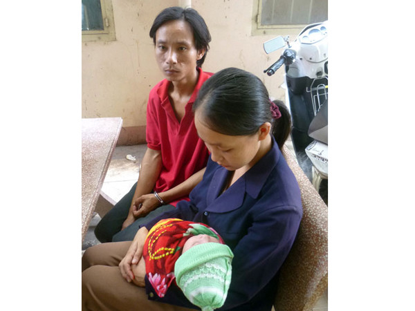 Bán con giá 10 triệu, lấy tiền tiêu xài