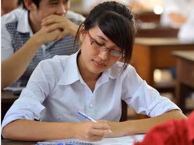 Tư vấn trực tuyến xét tuyển nguyện vọng 2