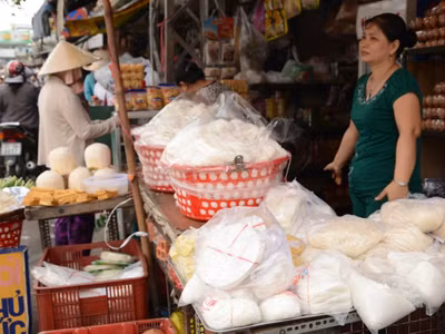 Phát hiện hóa chất cực độc trong bánh phở