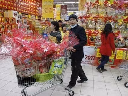 Đi vay cũng phải sắm Tết cho ra hồn