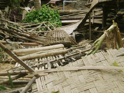 Tan hoang vùng lũ Tương Dương