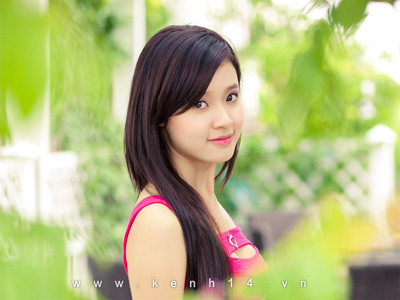 Ngắm Midu xinh tươi trên phố cổ Hà Nội