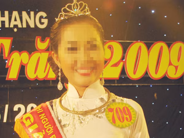 Tạm giữ Người đẹp Sóc Trăng 2009 vì môi giới bán dâm