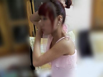 Thiếu nữ 14 tuổi dâng ‘trái cấm’ đưa các chàng vào tù