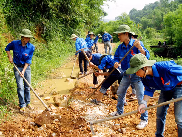 Cần chính sách hỗ trợ để hoạt động tình nguyện phát triển bền vững. Ảnh: H.Y