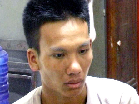 Đối tượng Hùng tại cơ quan điều tra