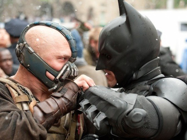 “Hiệp sĩ bóng đêm trỗi dậy”