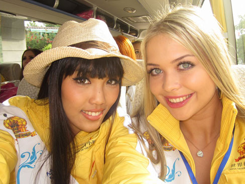 Lan Khuê: Mắt to tròn ấn tượng với Miss Model