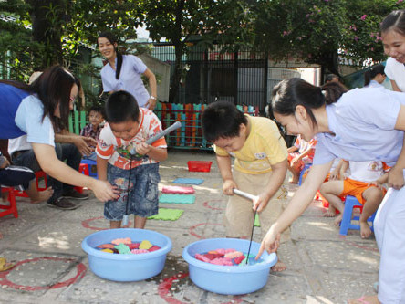 Xóm trọ tự kỷ