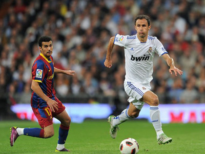 ‘Siêu kinh điển’ không…kinh điển