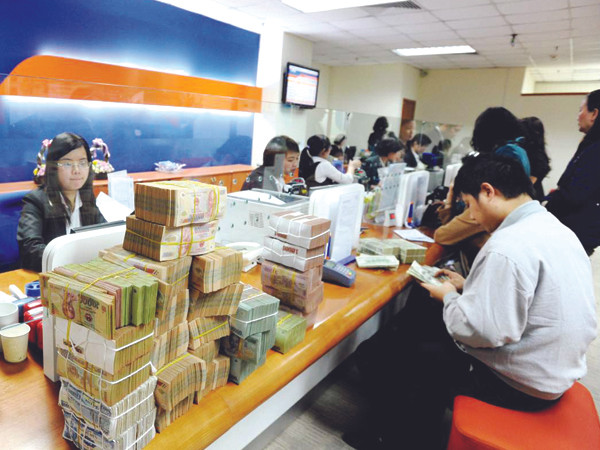 Đôn đáo chạy chỉ tiêu huy động vốn