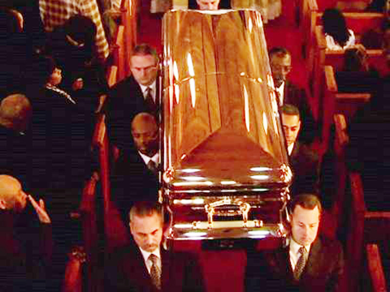 Nước mắt và âm nhạc trong lễ tang Whitney Houston