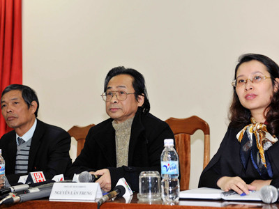 HLV Hoàng Văn Phúc vắng mặt trong lễ ra mắt