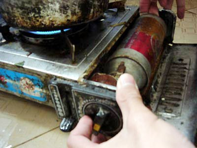 Nguy kịch vì nổ bình ga khi nấu ăn