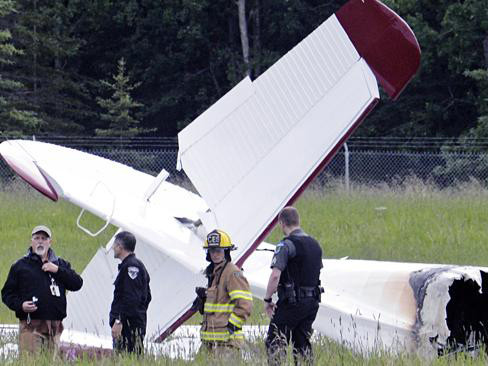 Máy bay lại cháy ở Mỹ, 10 người chết
