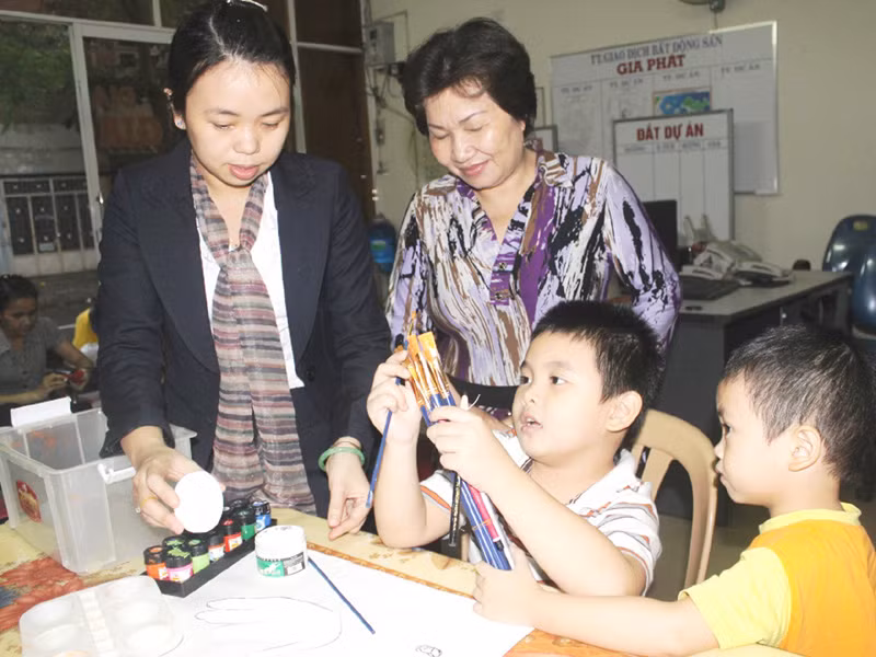 Học làm cha làm mẹ