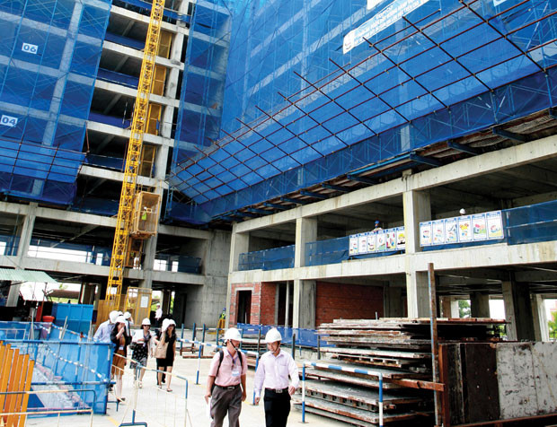 Hàng loạt dự án tiếp tục ngưng trệ