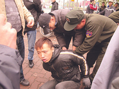 Căng mình trấn áp tội phạm cuối năm