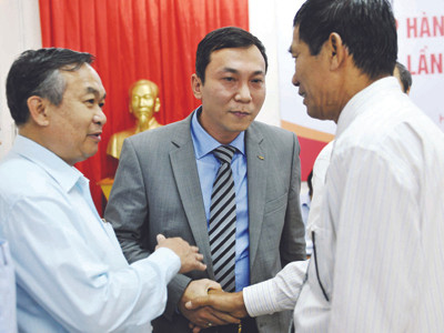 Ông Trần Quốc Tuấn một vai hai gánh?