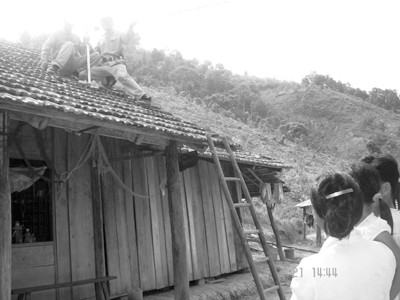 EVN SPC kéo điện cho đồng bào dân tộc tỉnh Lâm Đồng.