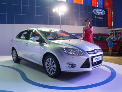 Nhật Bản gặp khó, Ford tăng vọt tại Trung Quốc