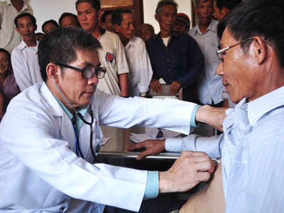 Xây cột cờ Tổ quốc trên đảo Lý Sơn