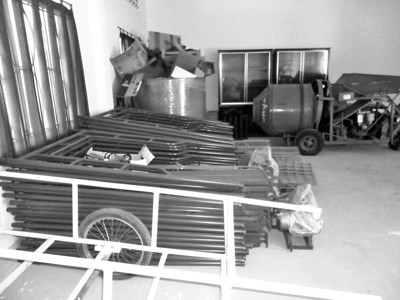 Trang thiết bị tiền tỷ xếp kho