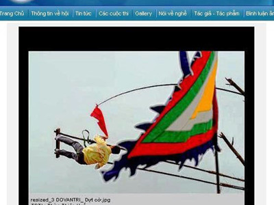 Huy chương Vàng không chính chủ lại bị tố đạo ảnh