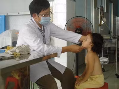 Dấu hiệu nhận biết trẻ bị bạo hành