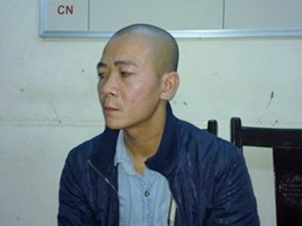 Bắt cóc 2 con của bạn gái để gây sức ép