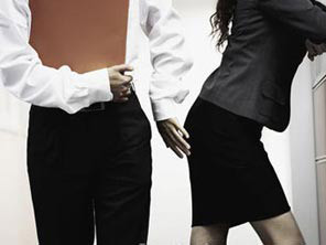 Tuyên chiến với quấy rối tình dục