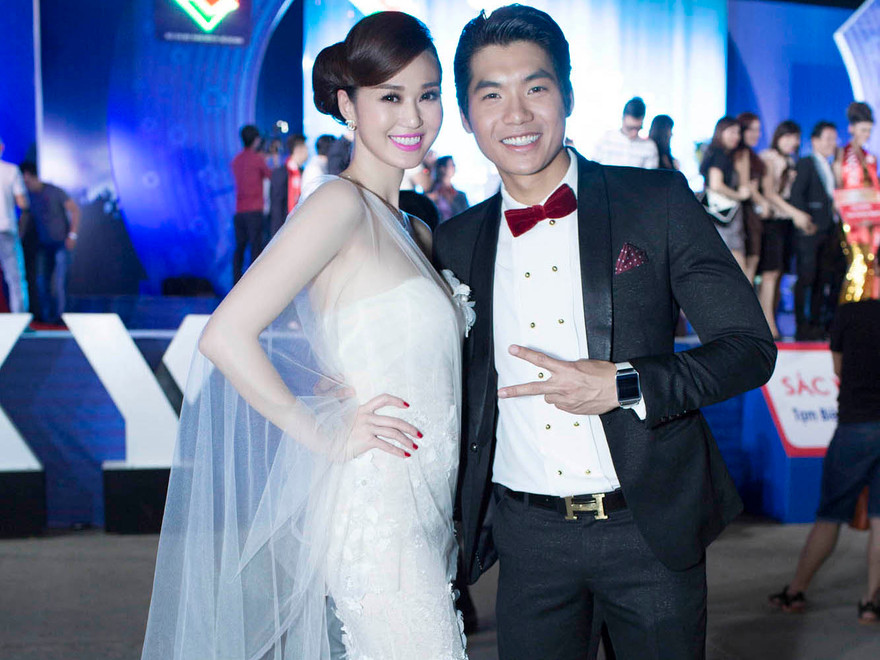 Khánh My mặc xuyên thấu, e ấp bên Trương Nam Thành