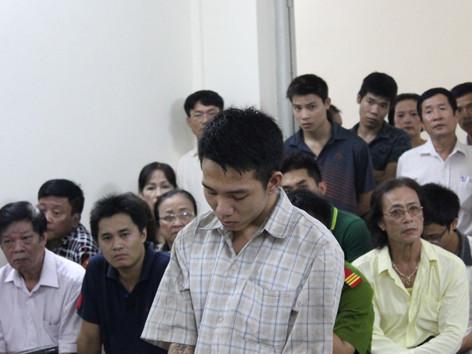 20 năm tù vì truy sát bà bầu