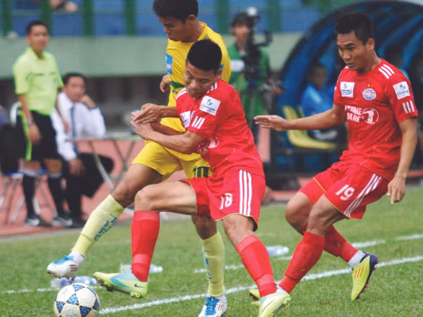 Hai cú đúp, hai trận thắng