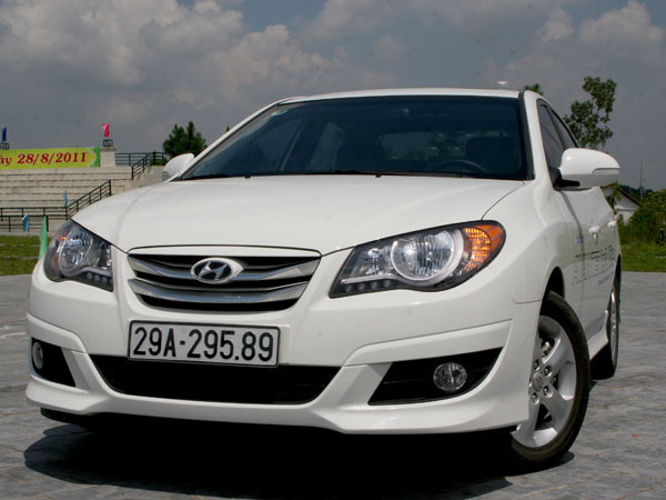 Chiếc xe trên đường chạy thử