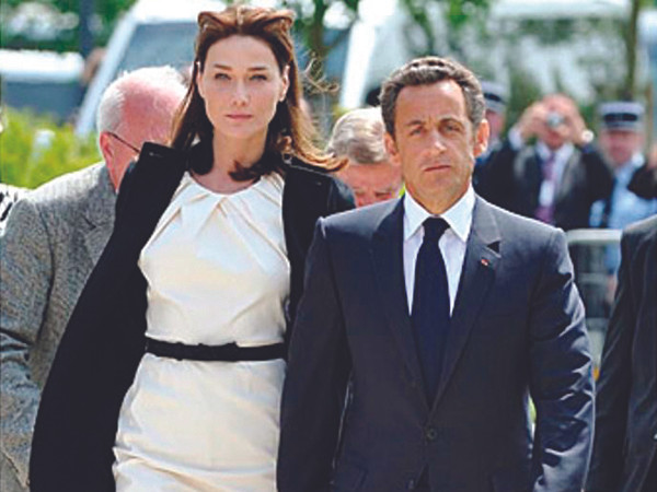 Bê bối tài chính mang tên Carla Bruni