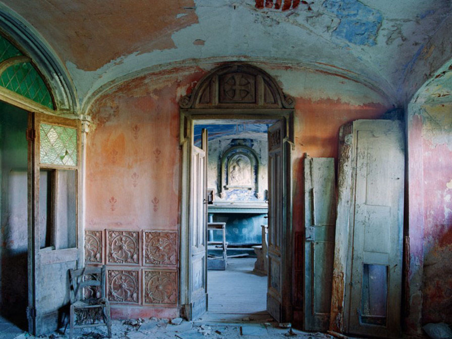 Sự quyền quý trong biệt thự đổ nát ở Ý