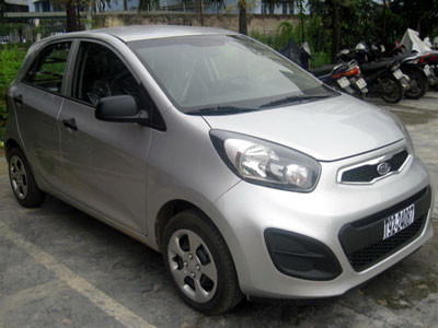 Kia Morning hai chỗ giá 298 triệu đồng