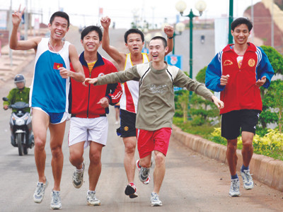 'Thời cơ vàng' cho Quân đội lên ngôi